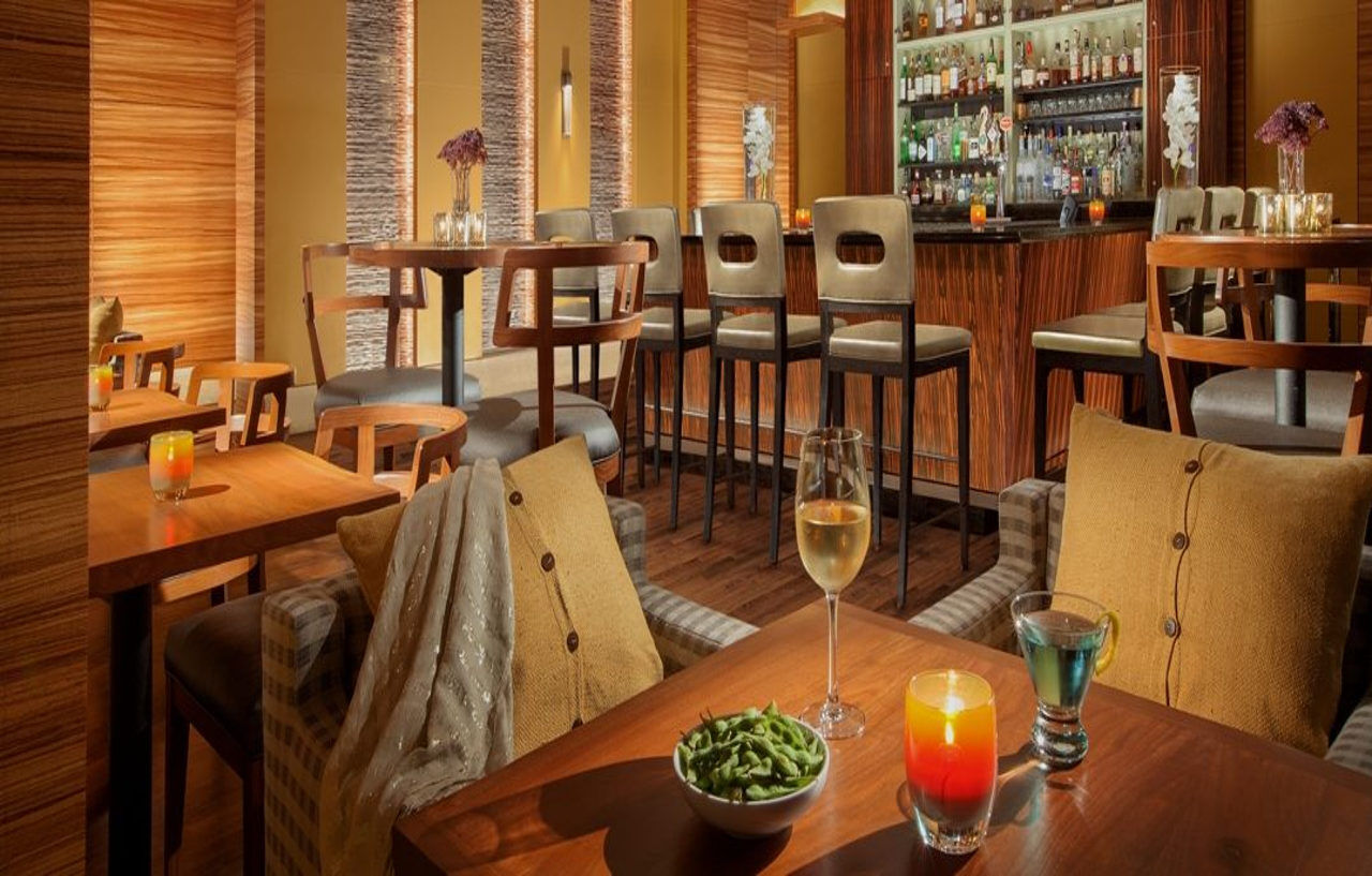 1 Hotel Seattle Ngoại thất bức ảnh The bar at the hotel